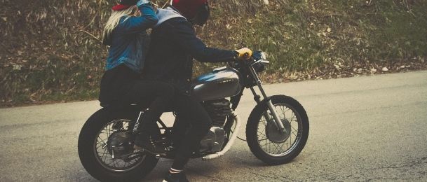 Je li mu ona samo frendica ili ipak nešto više?