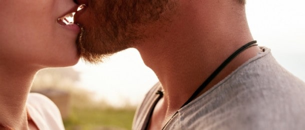 Zašto se nikada ne bi smjeli prestati “žvaliti” sa partnerom