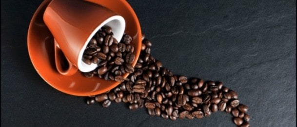 Zašto je opasno piti kavu na prazan želudac?