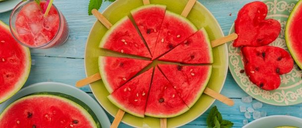 Koje voće najviše paše organizmu u ljetno vrijeme