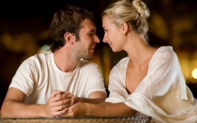 Zašto muškarci mijenjaju boju glasa kad se udvaraju?