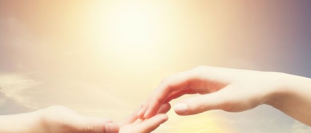 Što poručuje dodirom?