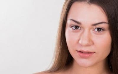 Studija dokazala – nenašminkane žene su privlačnije