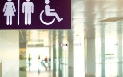 Seks na javnom zahodu